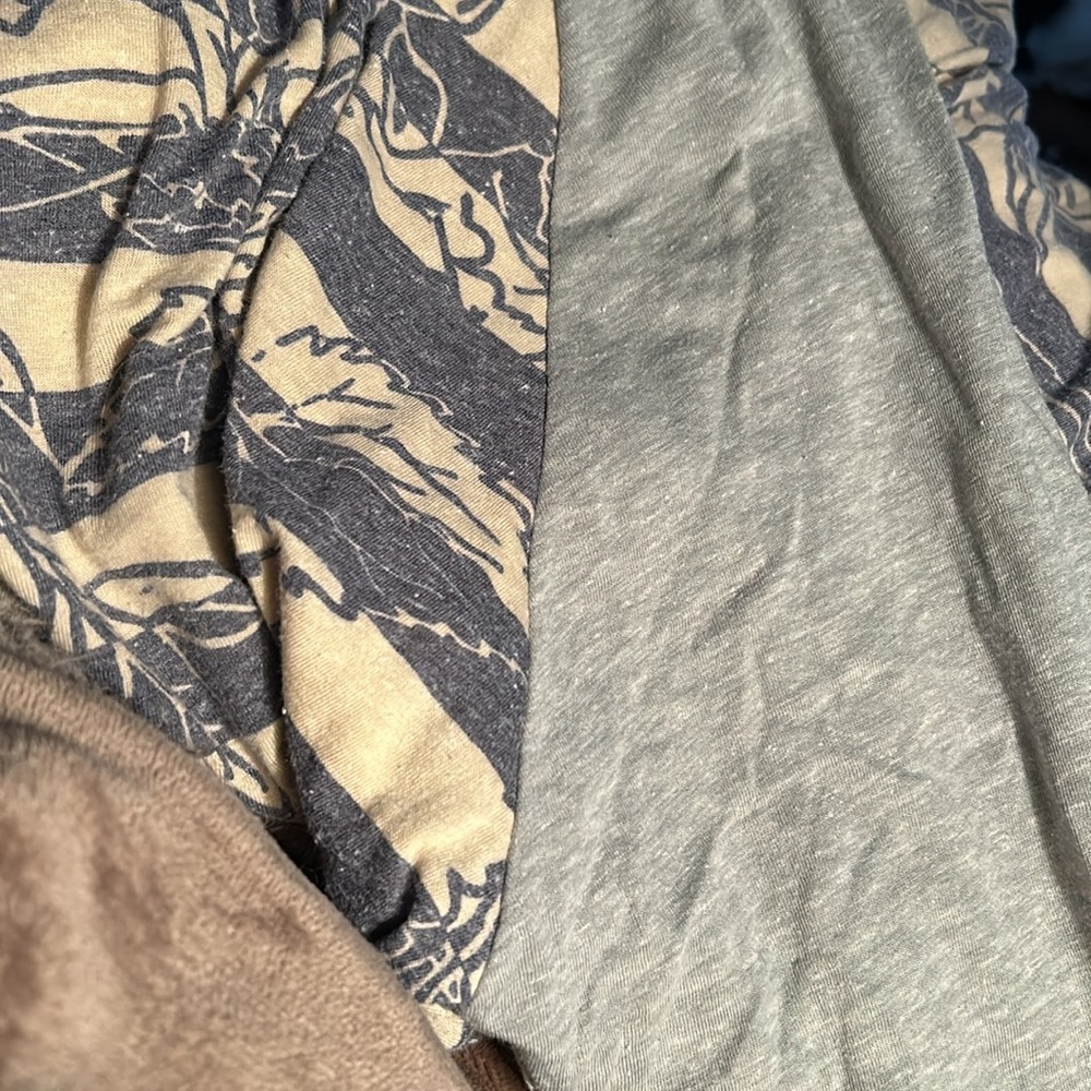 LulaRoe Randy size 2xl - Picture 3 of 8